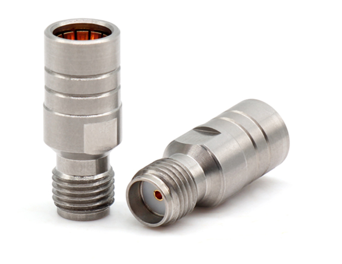 BMA母头转SMA母头射频转接器